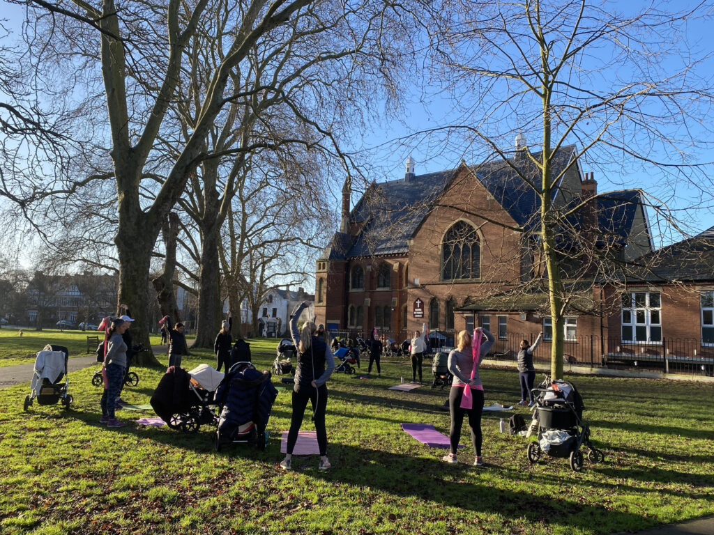 Buggyfit mums gradually rebuild their core after childbirth to become stronger and pain-free after childbirth.